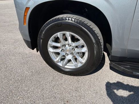 Used 2025 Chevrolet Tahoe LT image 43