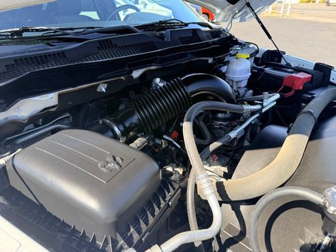 Used 2022 RAM 1500 Warlock AWD/4WD image 39