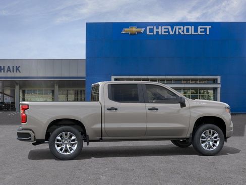 New 2026 Chevrolet Silverado 1500 Custom RWD image 5