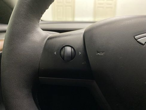 Used 2023 Tesla Model 3 Standard Range image 30