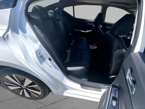Used 2022 Nissan Altima 2.5 SL FWD image 19