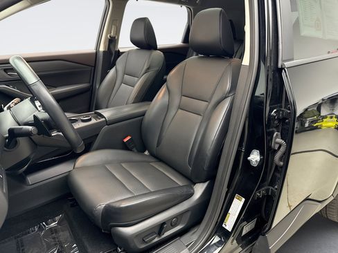Used 2023 Nissan Rogue SV w/ SV Premium B Package AWD/4WD image 11