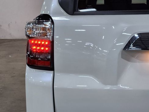 Used 2023 Toyota 4Runner Limited image 20