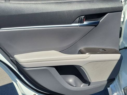 Used 2023 Toyota Camry LE w/ Convenience Package image 13