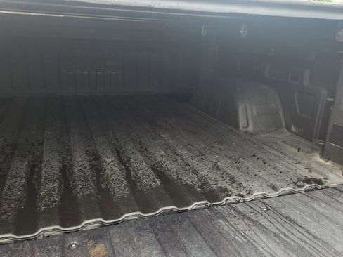 Used 2021 GMC Sierra 1500 Elevation w/ LPO, Elevation Black Package image 6