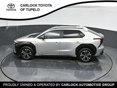 Used 2025 Toyota bZ4X FWD image 49
