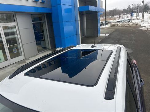 Certified 2023 Chevrolet TrailBlazer ACTIV w/ Sun and Liftgate Package image 9