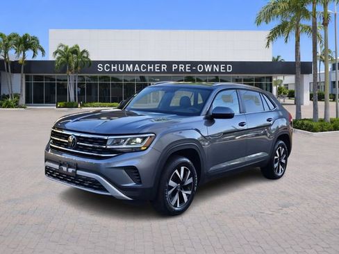 Certified 2023 Volkswagen Atlas Cross Sport SE image 3