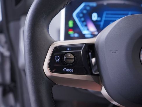 Used 2026 BMW iX xDrive45 w/ Premium Package image 18