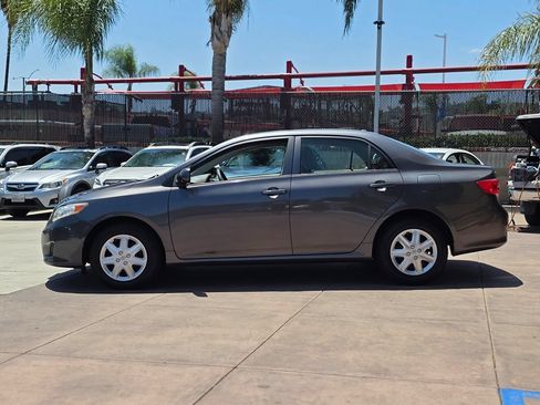 Used 2009 Toyota Corolla LE FWD image 9