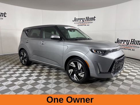 Used 2025 Kia Soul GT-Line w/ GT-Line Technology Package image 4