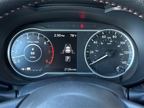 Used 2025 Nissan Versa SR w/ Trunk Package image 28