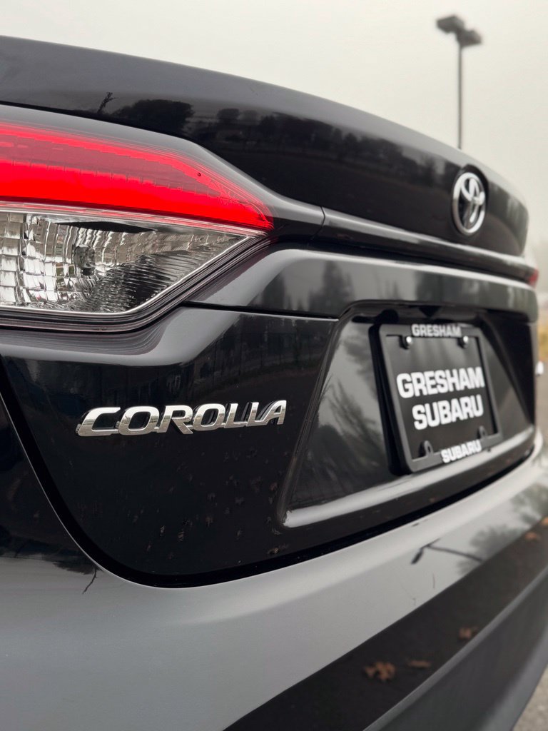 Used 2025 Toyota Corolla LE FWD image 36