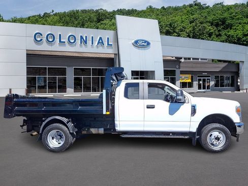 Used 2022 Ford F350 XL w/ Power Equipment Group AWD/4WD image 7