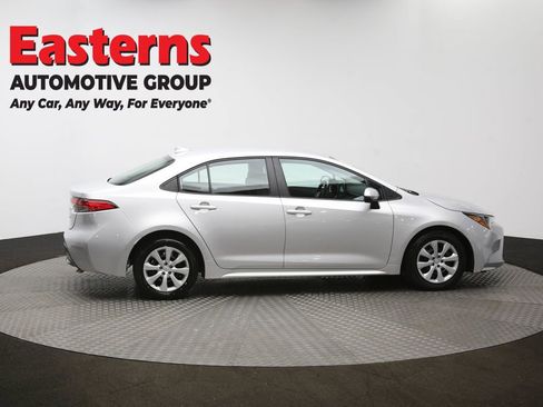 Used 2024 Toyota Corolla LE image 43