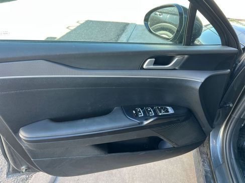 Used 2025 Kia K5 LXS image 18