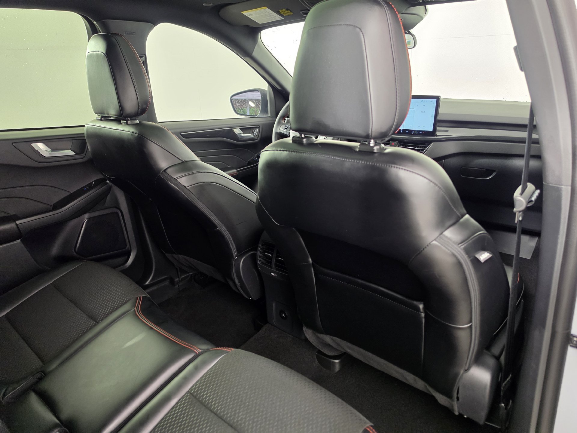 Used 2025 Ford Escape ST-Line w/ Equipment Group 301A FWD image 28
