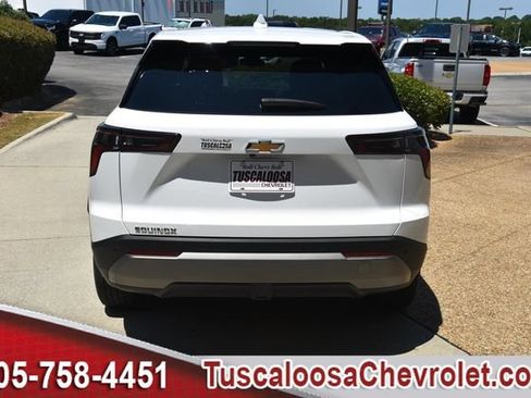 Used 2026 Chevrolet Equinox LT w/ Convenience Package II FWD image 7