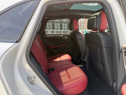 New 2026 Porsche Macan S AWD/4WD image 19