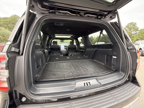 Used 2023 Ford Expedition Max Platinum image 32