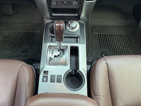 Used 2023 Toyota 4Runner Limited AWD/4WD image 27