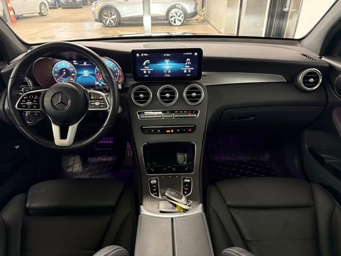 Used 2022 Mercedes-Benz GLC 300 4MATIC image 23