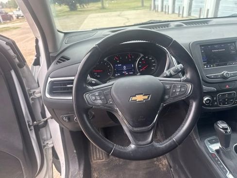 Used 2020 Chevrolet Equinox LT AWD/4WD image 13