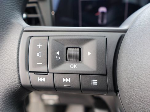 New 2026 Nissan Kicks SV AWD/4WD image 10