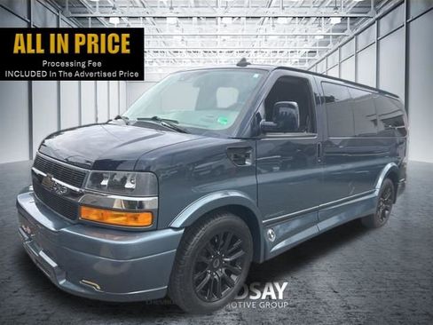 Used 2021 Chevrolet Express 2500 LS w/ Enhanced Convenience Package RWD image 1
