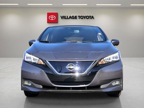 Used 2022 Nissan Leaf SV w/ SV Technology Package image 8