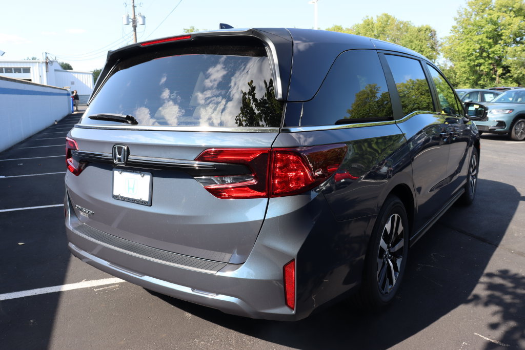 New 2027 Honda Odyssey EX-L image 5
