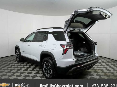 New 2026 Chevrolet Equinox ACTIV w/ Convenience Package III AWD/4WD image 32