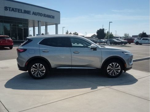 Used 2024 Buick Envision Preferred AWD/4WD image 2