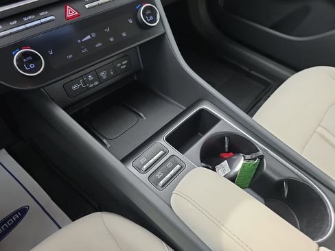 Certified 2025 Hyundai Sonata SEL FWD image 27