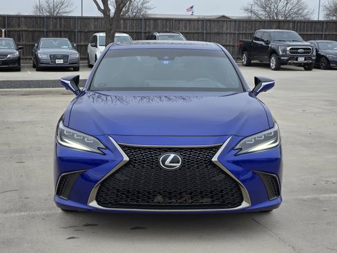 Used 2023 Lexus ES 350 F Sport w/ Accessory Package (Z2) image 4