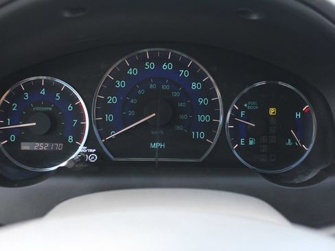 Used 2006 Toyota Sienna XLE image 12