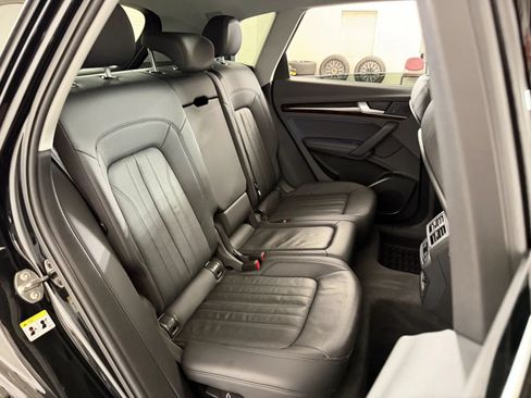 Used 2019 Audi Q5 2.0T Premium Plus w/ Premium Plus Package AWD/4WD image 40