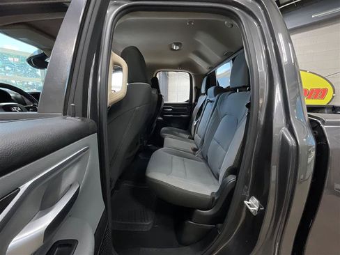 Used 2019 RAM 1500 Big Horn RWD image 18