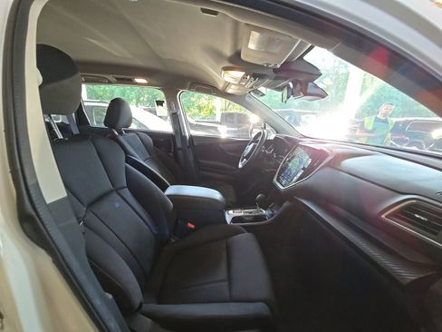 Used 2024 Subaru Ascent 8-Passenger AWD/4WD image 11