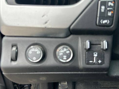 Used 2015 Chevrolet Tahoe LT w/ Max Trailering Package AWD/4WD image 17