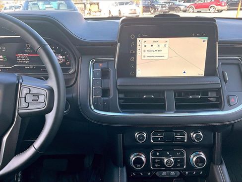 Used 2024 GMC Yukon AT4 w/ AT4 Premium Plus Package image 6