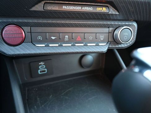 Used 2025 Ford Mustang GT Premium image 30