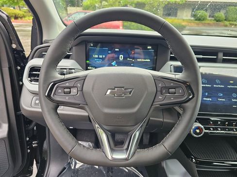 New 2027 Chevrolet Bolt LT w/ Comfort Package FWD image 24