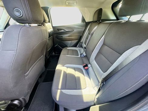 Used 2022 Chevrolet TrailBlazer LS FWD image 19