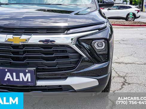 Used 2026 Chevrolet TrailBlazer LT AWD/4WD image 19