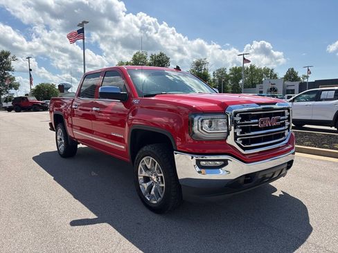 Used 2018 GMC Sierra 1500 SLT w/ SLT Premium Package AWD/4WD image 8