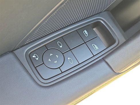 Certified 2024 Porsche 911 Carrera GTS image 22