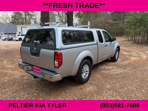 Used 2014 Nissan Frontier SV w/ SV Value Truck Package image 10