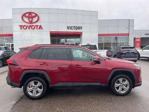 Used 2025 Toyota RAV4 XLE image 4