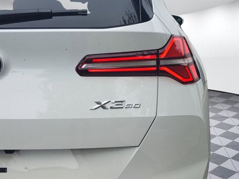 Used 2025 BMW X3 xDrive30i w/ Convenience Package image 12